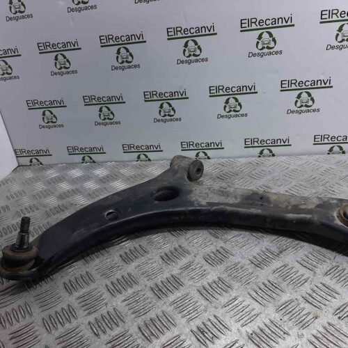 BRAZO SUSPENSION INFERIOR DELANTERO IZQUIERDO SMART FORFOUR Básico (80kW)   |   01.04 – 12.06