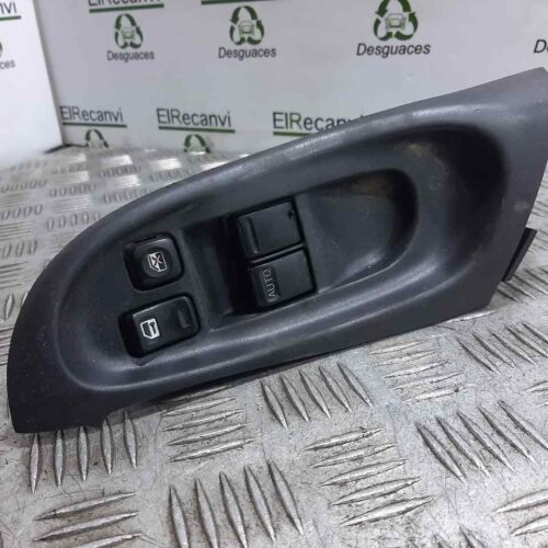 MANDO ELEVALUNAS DELANTERO IZQUIERDO  NISSAN ALMERA (N16/E) Comfort   |   04.00 – 12.02