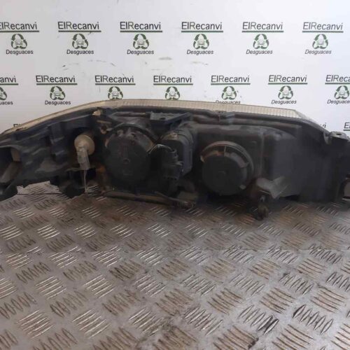 FARO IZQUIERDO RENAULT LAGUNA II (BG0) Confort Authentique   |   03.05 – …