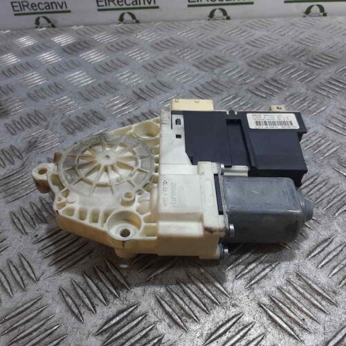 MOTOR ELEVALUNAS DELANTERO IZQUIERDO PEUGEOT 307 BREAK / SW (S1) BREAK XS   |   03.04 – 12.05