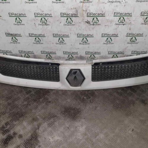 REJILLA DELANTERA RENAULT MASTER II PH. 2 PRITSCHE/FGST L1H1   Caja abierta   2.8 to   Batalla 3078 mm   |   09.03 – …