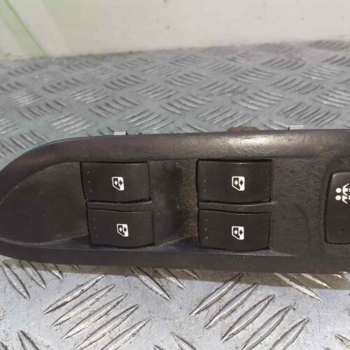 MANDO ELEVALUNAS DELANTERO IZQUIERDO  RENAULT LAGUNA II (BG0) Authentique   |   0.01 – …