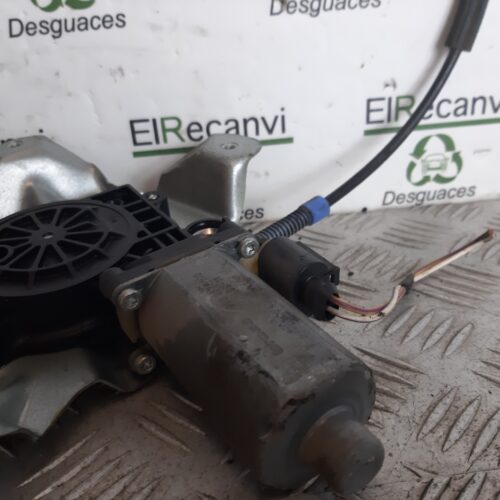 ELEVALUNAS DELANTERO DERECHO FORD TRANSIT CONNECT (TC7) *   |   0.02 – 0.09