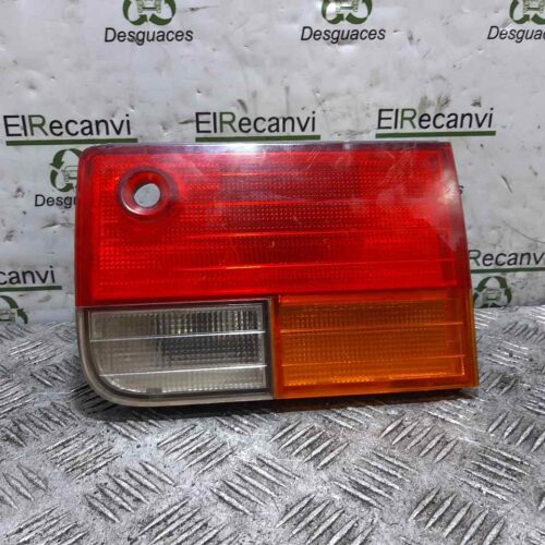 PILOTO TRASERO DERECHO INTERIOR HONDA ACCORD (CB/CC) 2.2i Aero Deck (CB8)   |   03.91 – …