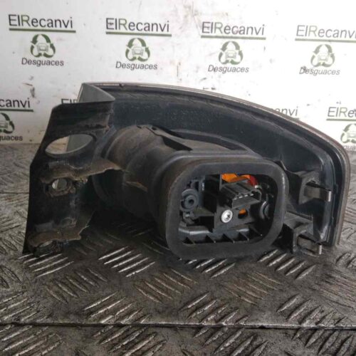 PILOTO TRASERO IZQUIERDO SEAT IBIZA (6L1) Cool   |   05.04 – 12.04