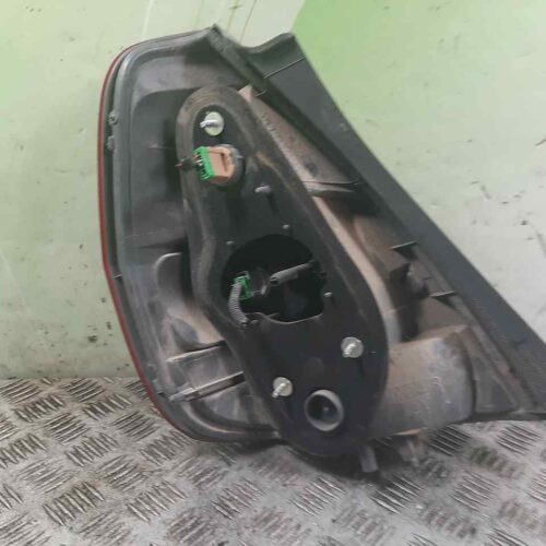 PILOTO TRASERO DERECHO HONDA JAZZ (GD1/5) 1.4 LS   |   01.02 – 12.07