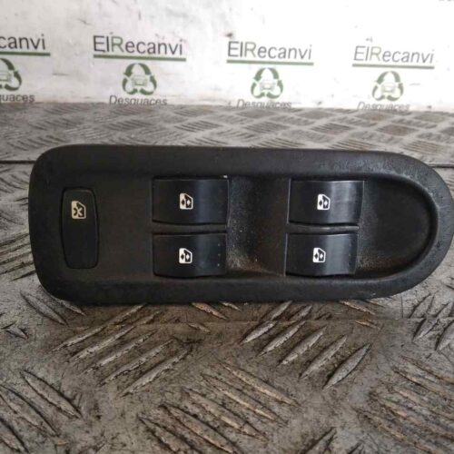 MANDO ELEVALUNAS DELANTERO IZQUIERDO  RENAULT MEGANE II BERLINA 5P 1.9 dCi Diesel   |   0.02 – 0.09