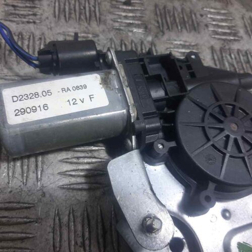 ELEVALUNAS DELANTERO IZQUIERDO TOYOTA YARIS (NCP1/NLP1/SCP1) 1.3 Expo   |   08.03 – …