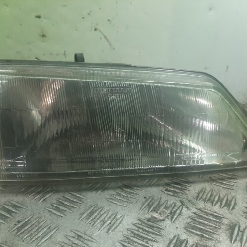 FARO IZQUIERDO PEUGEOT 106 (S1) Cocktail   |   09.95 – …