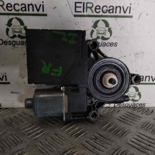 MOTOR ELEVALUNAS DELANTERO IZQUIERDO VOLKSWAGEN GOLF PLUS (521) Advance BlueMotion   |   05.12 – 12.14