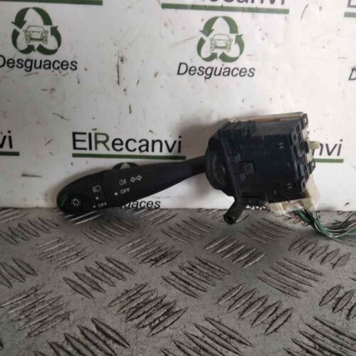 MANDO LUCES TOYOTA YARIS VERSO (NCP2/NLP2) 1.3 Linea Luna   |   07.99 – 12.03