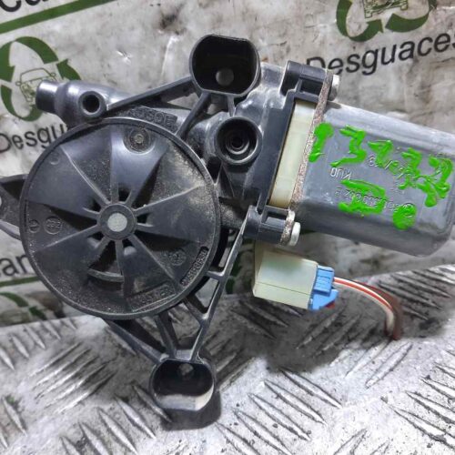 MOTOR ELEVALUNAS DELANTERO DERECHO SEAT LEON SC (5F5)(01.2013->) *   |   0.13 – …