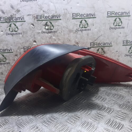 PILOTO TRASERO IZQUIERDO PEUGEOT 206 BERLINA XS   |   05.04 – 12.06