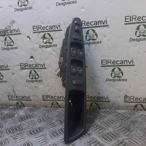 MANDO ELEVALUNAS DELANTERO IZQUIERDO  VOLVO S40 BERLINA 1.8 16V   |   01.01 – 12.05