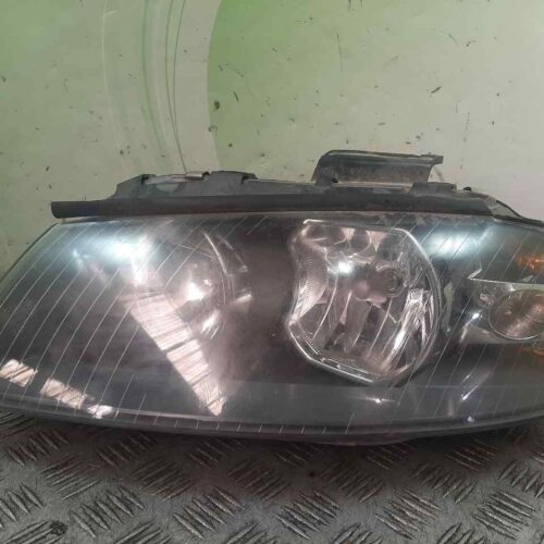 FARO IZQUIERDO AUDI A3 (8P) 1.6 Ambiente   |   05.03 – 12.08