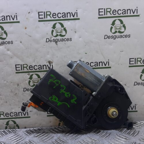 MOTOR ELEVALUNAS DELANTERO DERECHO AUDI A4 AVANT (8E) 2.0 TDI   |   11.04 – 12.08