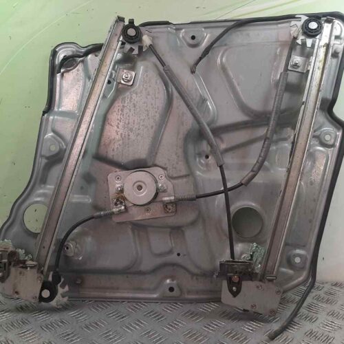 ELEVALUNAS DELANTERO IZQUIERDO NISSAN PRIMERA BERLINA (P12) Acenta   |   05.02 – 12.05