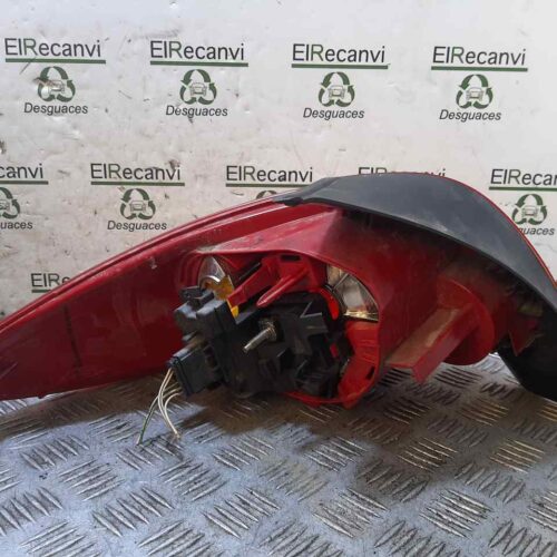 PILOTO TRASERO DERECHO PEUGEOT 206 BERLINA Look   |   10.04 – 12.05