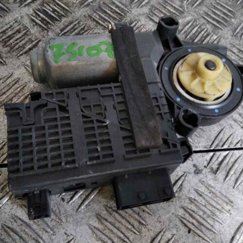 MOTOR ELEVALUNAS DELANTERO DERECHO CITROEN C4 GRAND PICASSO Avatar   |   05.10 – 12.10