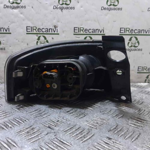 PILOTO TRASERO DERECHO SEAT IBIZA (6L1) Cupra   |   06.05 – 12.08