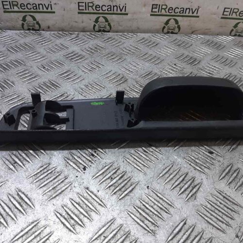 MANDO ELEVALUNAS DELANTERO IZQUIERDO  VOLKSWAGEN GOLF IV BERLINA (1J1) Advance   |   05.02 – 12.02