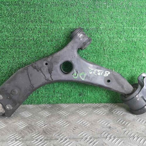 BRAZO SUSPENSION DELANTERO DERECHO FORD FOCUS BERLINA (CAP) Ambiente (D)   |   04.06 – …