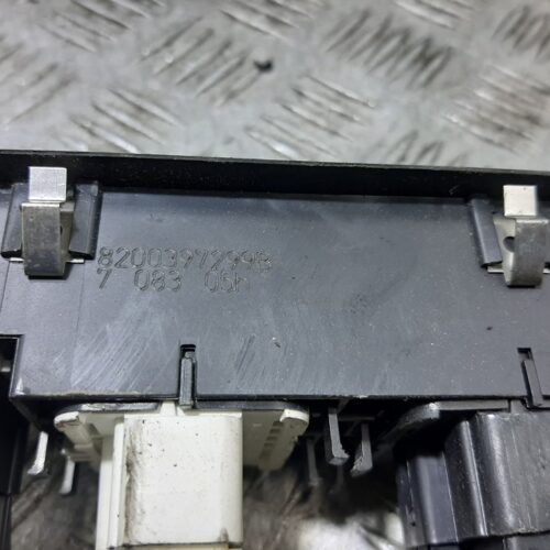 MANDO ELEVALUNAS DELANTERO IZQUIERDO RENAULT LAGUNA II (BG0) Authentique   |   0.01 – …