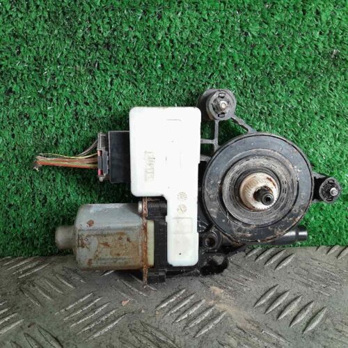MOTOR ELEVALUNAS TRASERO IZQUIERDO SEAT ATECA (KH7) Reference   |   03.16 – 12.20