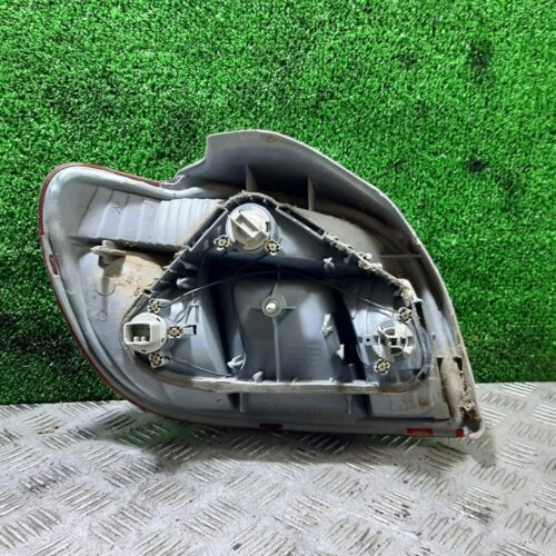 PILOTO TRASERO DERECHO TOYOTA YARIS (NCP1/NLP1/SCP1) 1.0 Linea Luna   |   08.99 – 12.00