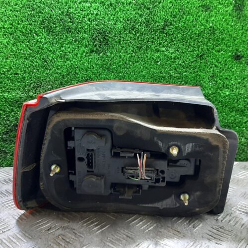 PILOTO TRASERO DERECHO SEAT IBIZA (6K1) Cupra   |   06.99 – …