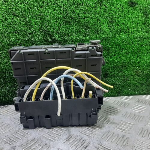 CAJA RELES / FUSIBLES PEUGEOT 807 SR Pack   |   09.02 – 12.05