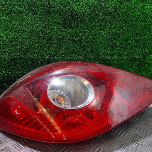 PILOTO TRASERO IZQUIERDO OPEL CORSA D CATCH ME   |   04.07 – …
