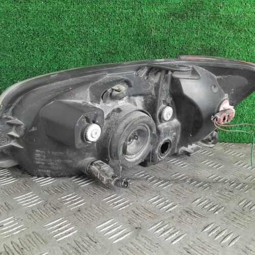 FARO DERECHO HYUNDAI GETZ (TB) 1.3 Básico   |   07.02 – 12.05