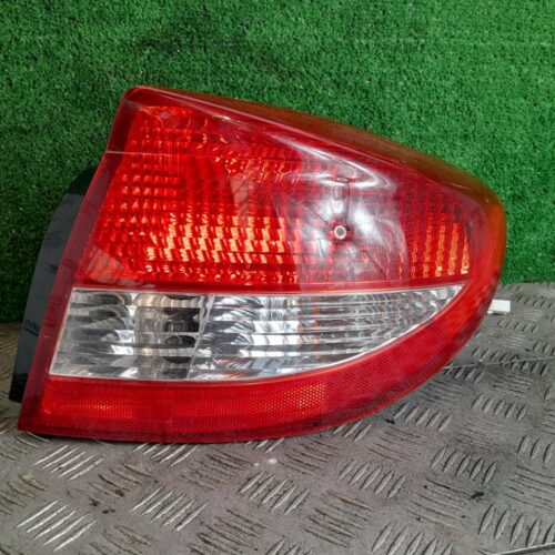 PILOTO TRASERO DERECHO KIA RIO LS Berlina (5-ptas.)   |   09.02 – …