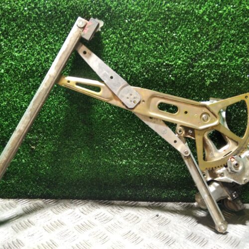 ELEVALUNAS DELANTERO IZQUIERDO TOYOTA LAND CRUISER (J10) TD VX   |   08.02 – 12.07