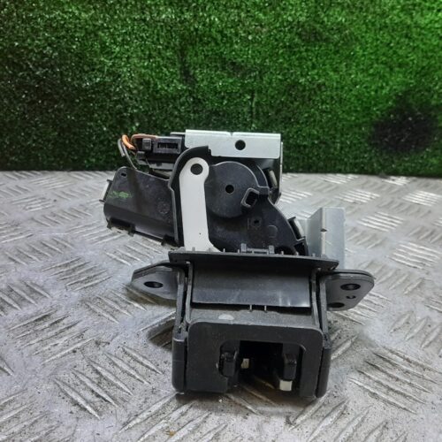 CERRADURA MALETERO / PORTON MAZDA 2 LIM. (DE) 1.4 CRTD Active (5-ptas.) (50kW)   |   06.07 – 12.09