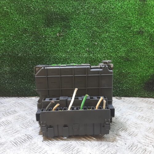 CAJA RELES / FUSIBLES PEUGEOT 307 (S1) XR Clim Plus | 07.04 – 12.05