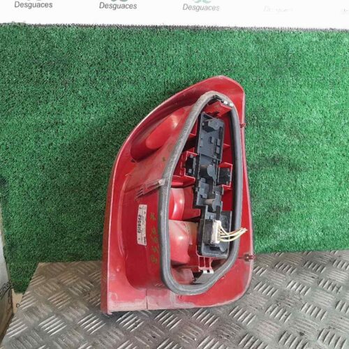 PILOTO TRASERO IZQUIERDO CITROEN XSARA PICASSO 1.8 16V   |   03.00 – 12.02