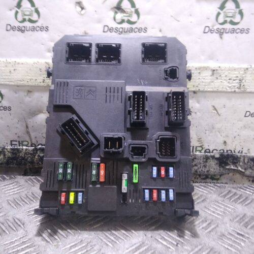 CAJA RELES / FUSIBLES CITROEN XSARA PICASSO 1.6 16V Exclusive   |   09.05 – 12.11