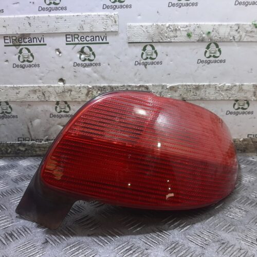 PILOTO TRASERO DERECHO PEUGEOT 206 BERLINA E-Music   |   01.04 – 12.05