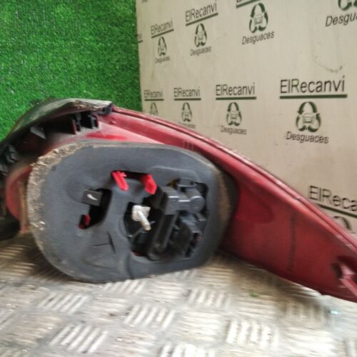 PILOTO TRASERO IZQUIERDO PEUGEOT 206 BERLINA XR   |   12.99 – 12.01