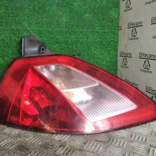 PILOTO TRASERO IZQUIERDO RENAULT MEGANE II BERLINA 5P Confort Authentique   |   07.02 – 12.05
