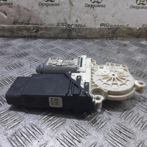 MOTOR ELEVALUNAS DELANTERO IZQUIERDO SEAT LEON (1M1) Last Edition | 10.05 – 12.06