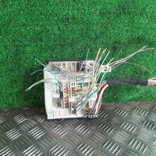 CAJA RELES / FUSIBLES RENAULT SCENIC II Adventure by Coronel Tapiocca   |   10.07 – 12.08