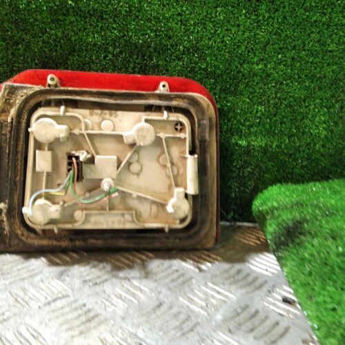 PILOTO TRASERO DERECHO PEUGEOT 205 CABRIOLET CJ   |   08.87 – …