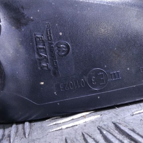 RETROVISOR IZQUIERDO FIAT GRANDE PUNTO (199) 1.4 8V Active (01.2007->)   |   01.07 – 12.11