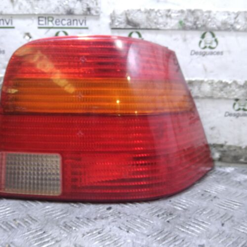 PILOTO TRASERO DERECHO VOLKSWAGEN GOLF IV BERLINA (1J1) Conceptline | 09.97 – 12.00