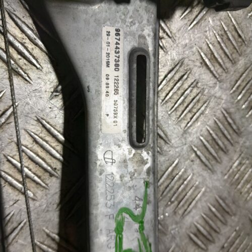 ELEVALUNAS TRASERO IZQUIERDO CITROEN C-ELYSÉE Exclusive   |   11.12 – 12.15