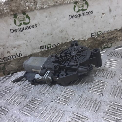 MOTOR ELEVALUNAS DELANTERO DERECHO CITROEN C-ELYSÉE Exclusive | 11.12 – 12.17