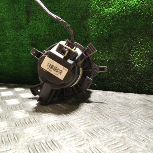 MOTOR CALEFACCION CITROEN C-ELYSÉE Exclusive   |   11.12 – 12.15